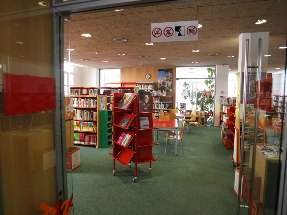Biblioteca Pública Octavi Viader i Margarit - Sala infantil
